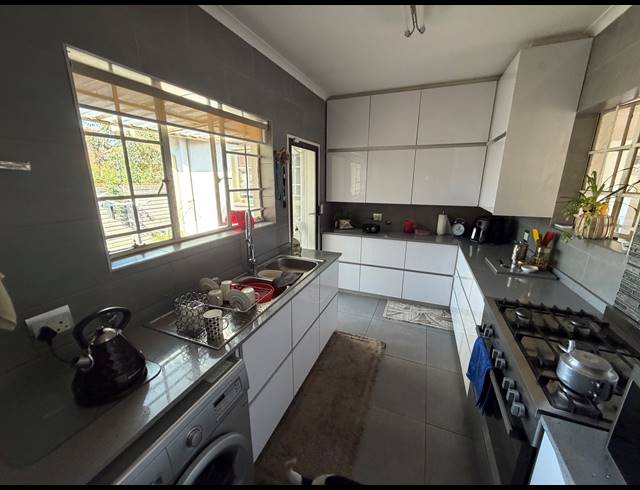 4 BEDROOM FREEHOLD FOR SALE IN DALPARK